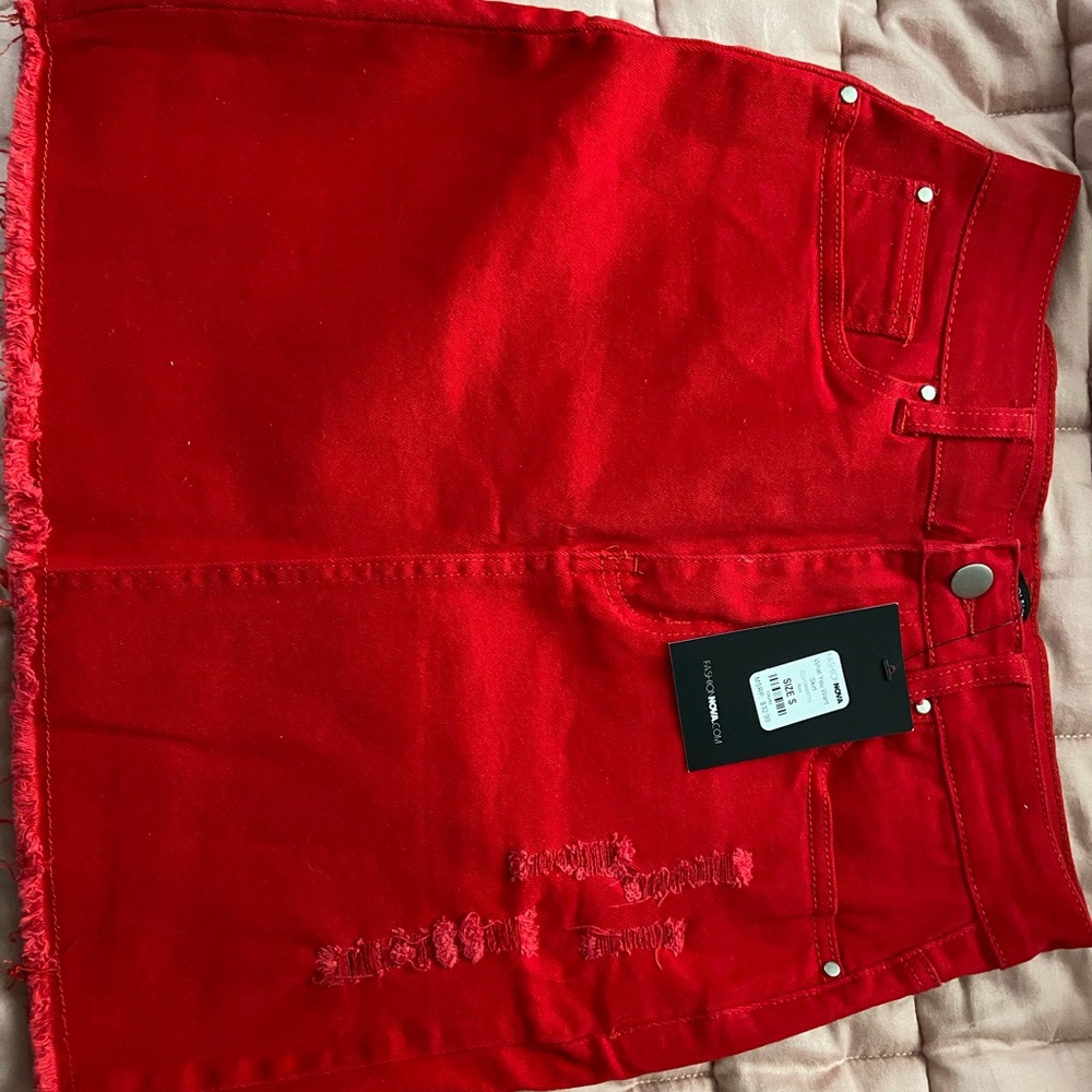 Red FashionNova skirt